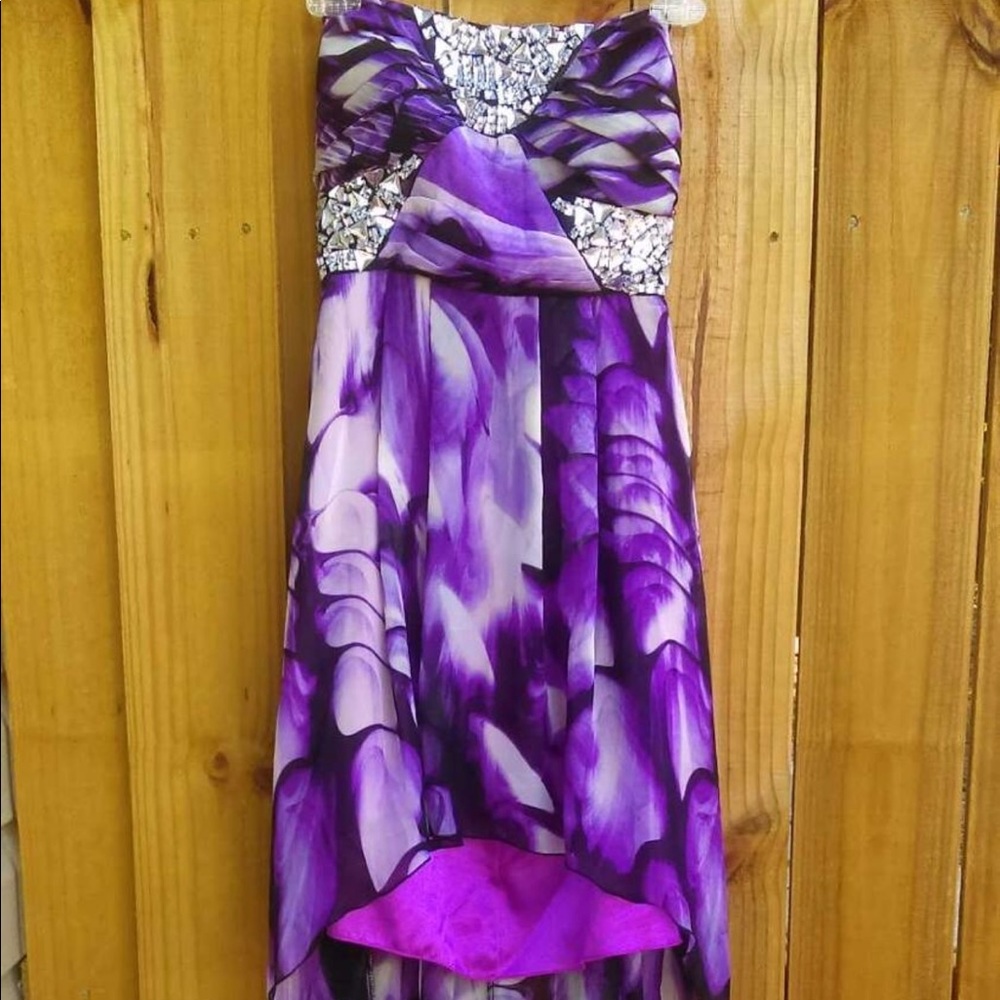 B. Darling homecoming/prom dress